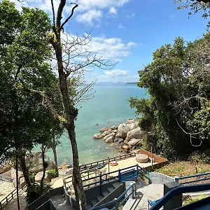 Lodge - Pe Na Areia, Governador Celso Ramos